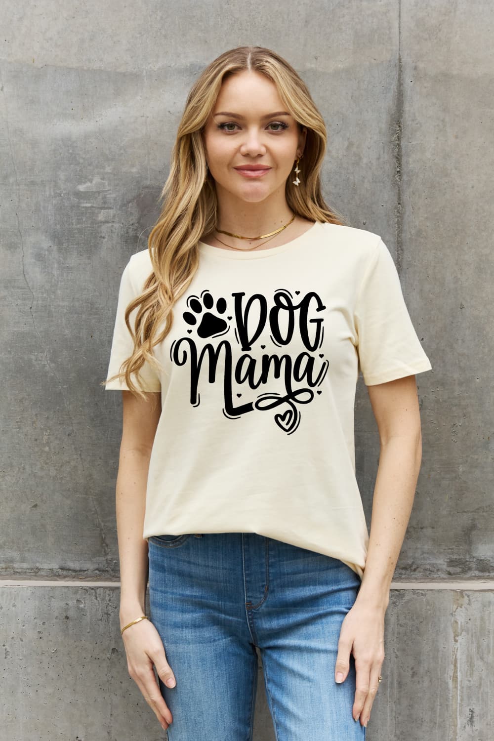 Camiseta de algodón con gráfico Simply Love DOG MAMA