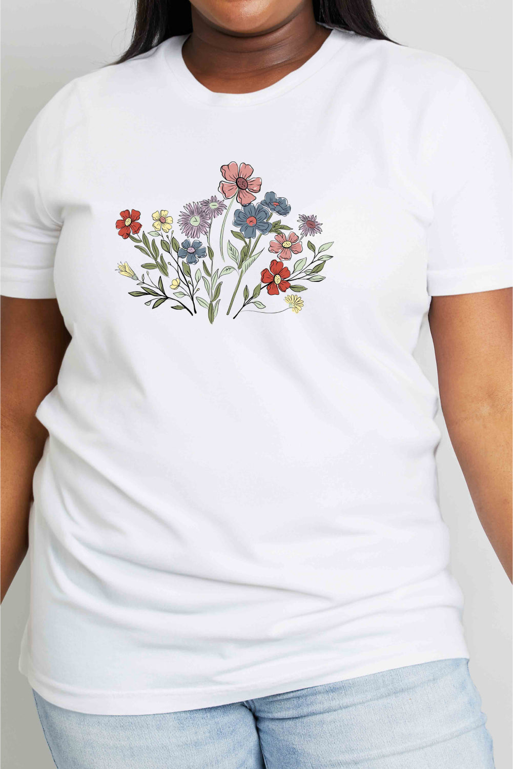 Camiseta de algodón con gráfico Simply Love Flower