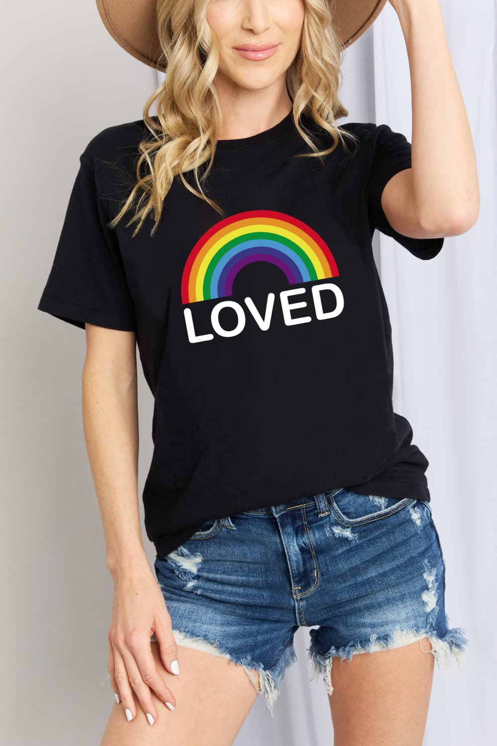 Camiseta estampada de algodón Simply Love LOVED