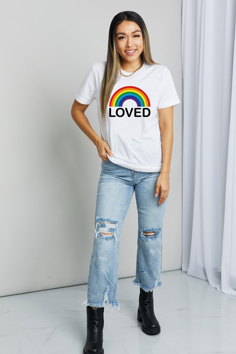 Camiseta estampada de algodón Simply Love LOVED