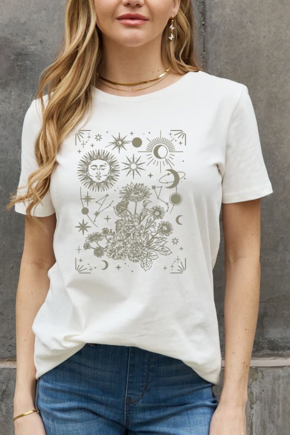 Camiseta de algodón de manga corta con gráfico Celestial de Simply Love