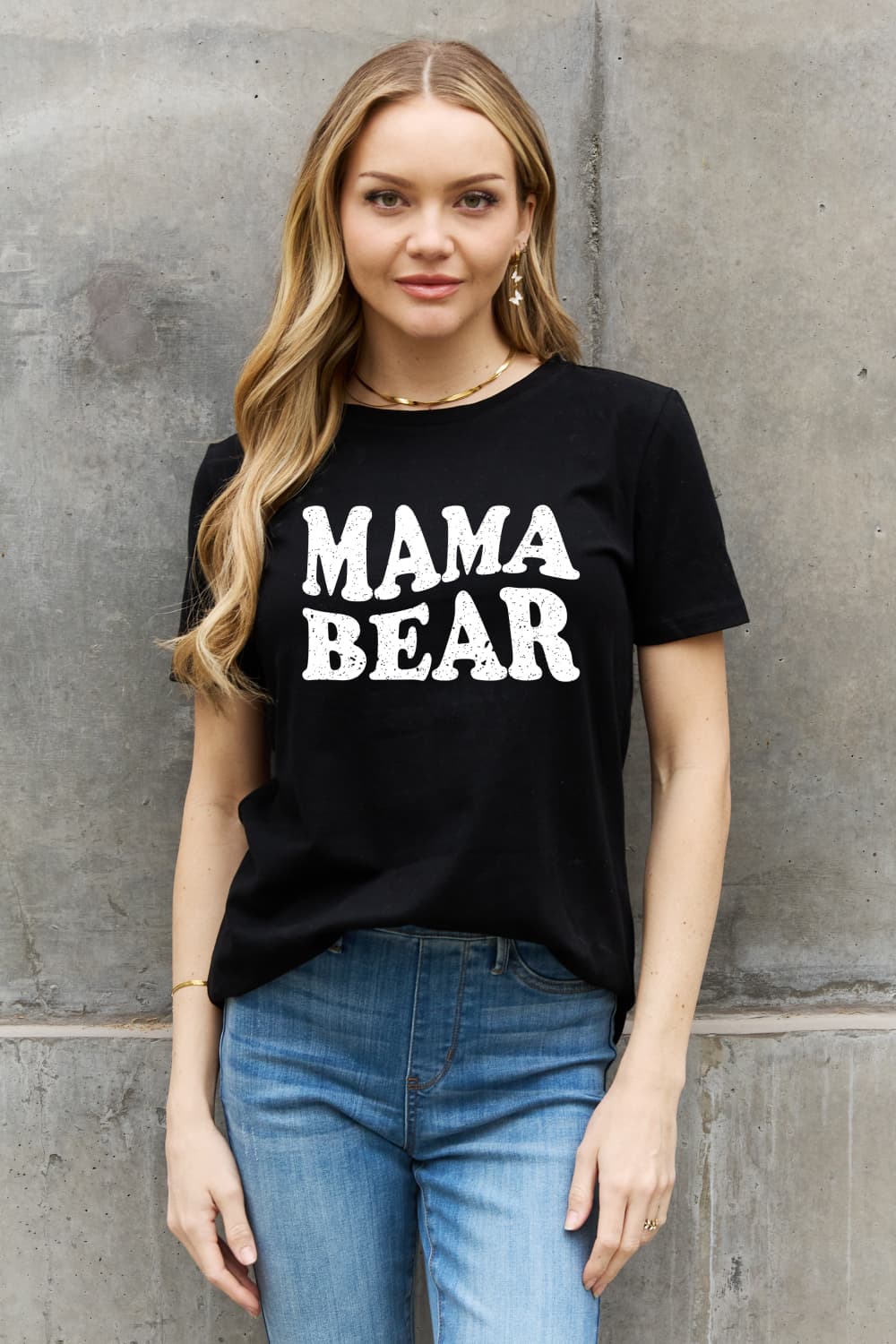 Camiseta de algodón con estampado MAMA BEAR de Simply Love