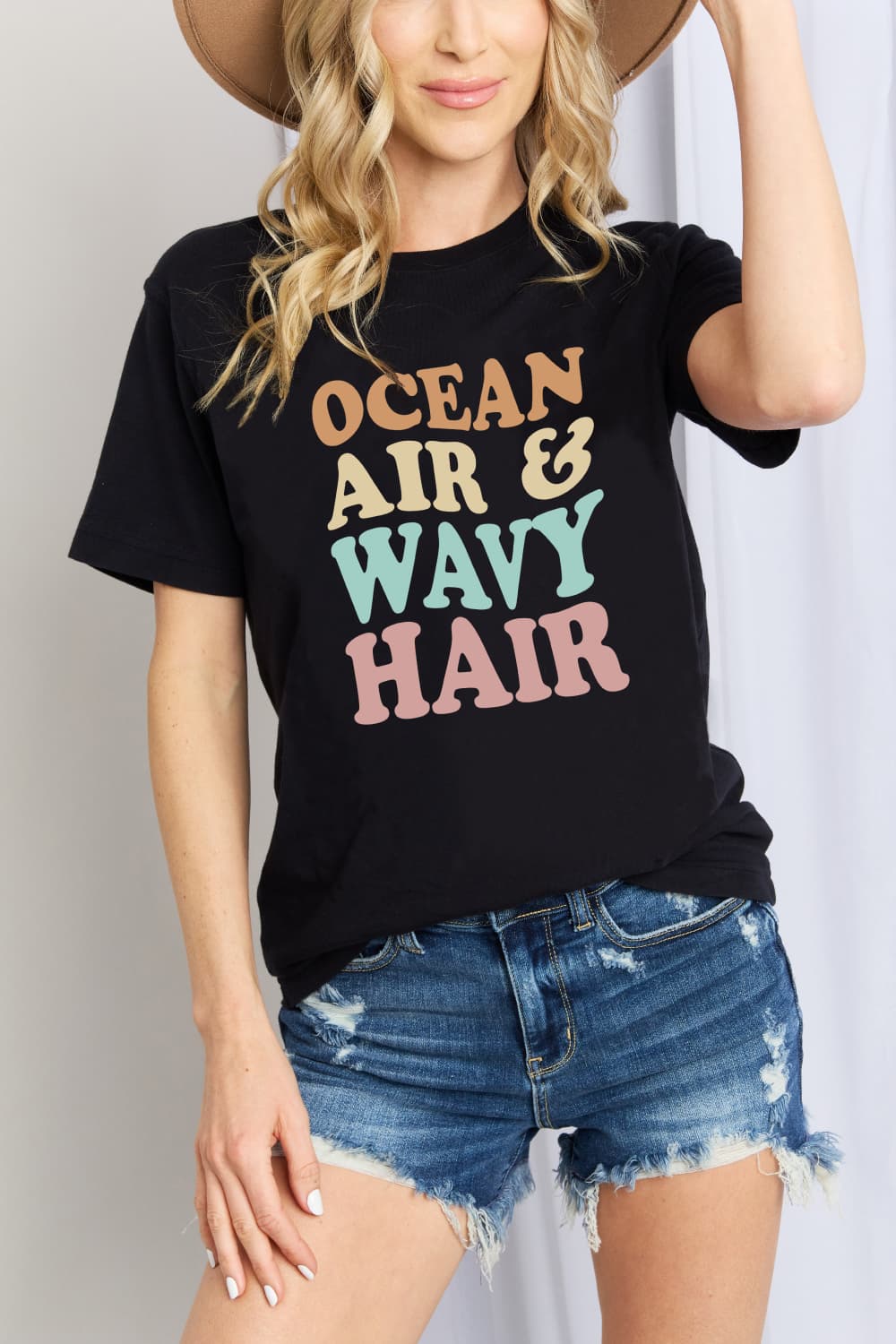 Camiseta gráfica de algodón Simply Love OCEAN AIR &amp; WAVY HAIR