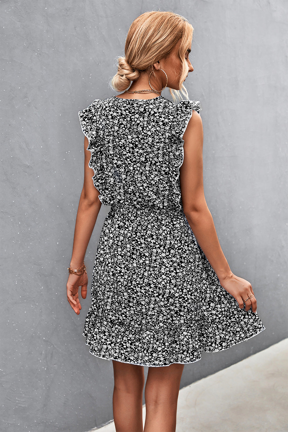 Ditsy Floral Ruffled V-Neck Dress