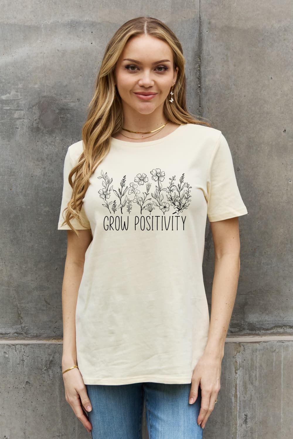 Camiseta de algodón con estampado de Simply Love GROW POSITIVITY