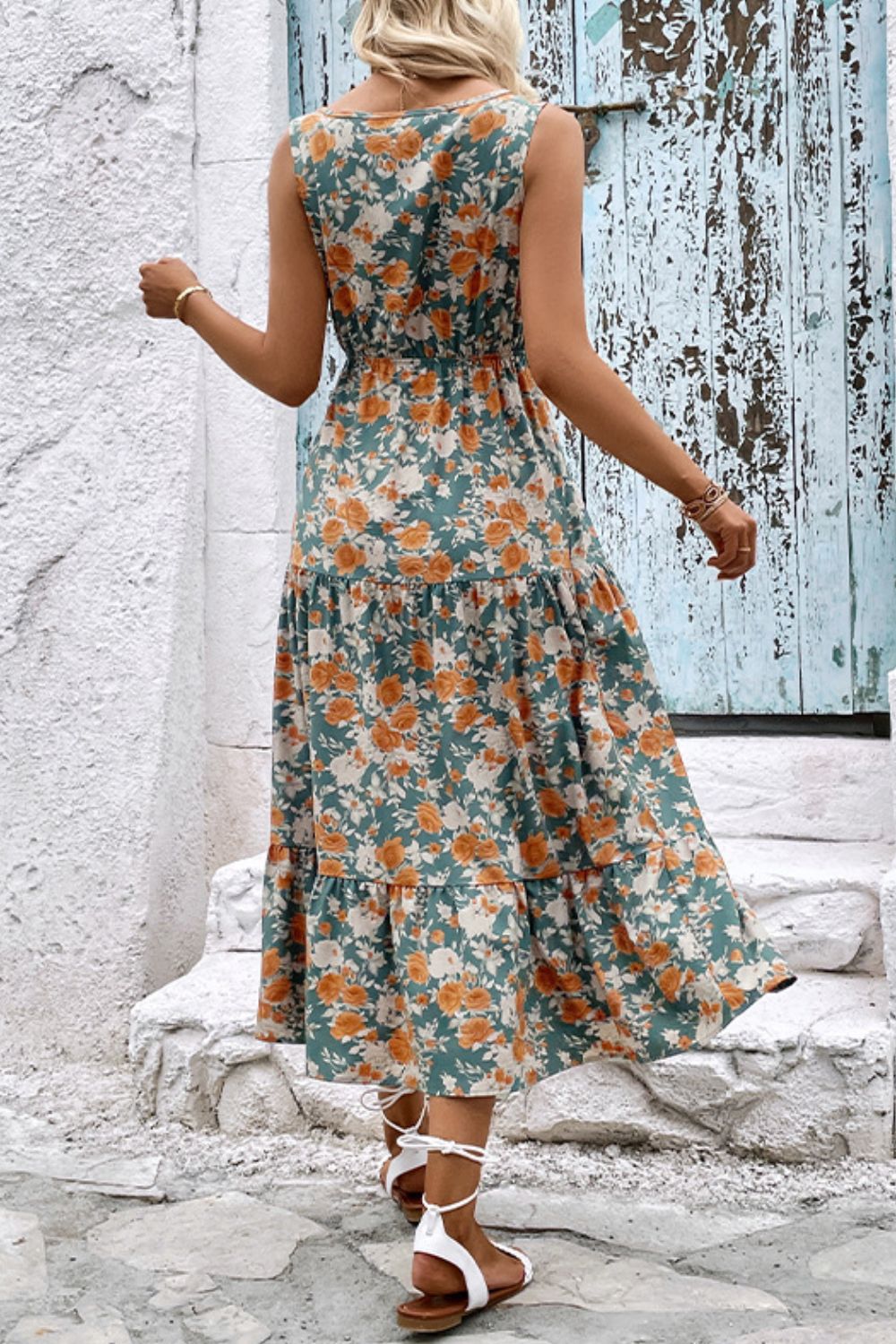 Vestido sin mangas con cuello en V floral