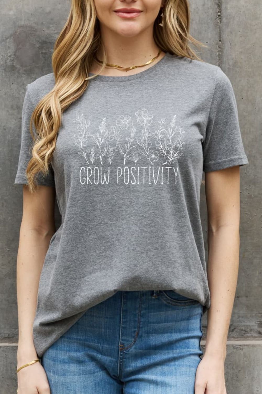 Camiseta de algodón con estampado de Simply Love GROW POSITIVITY