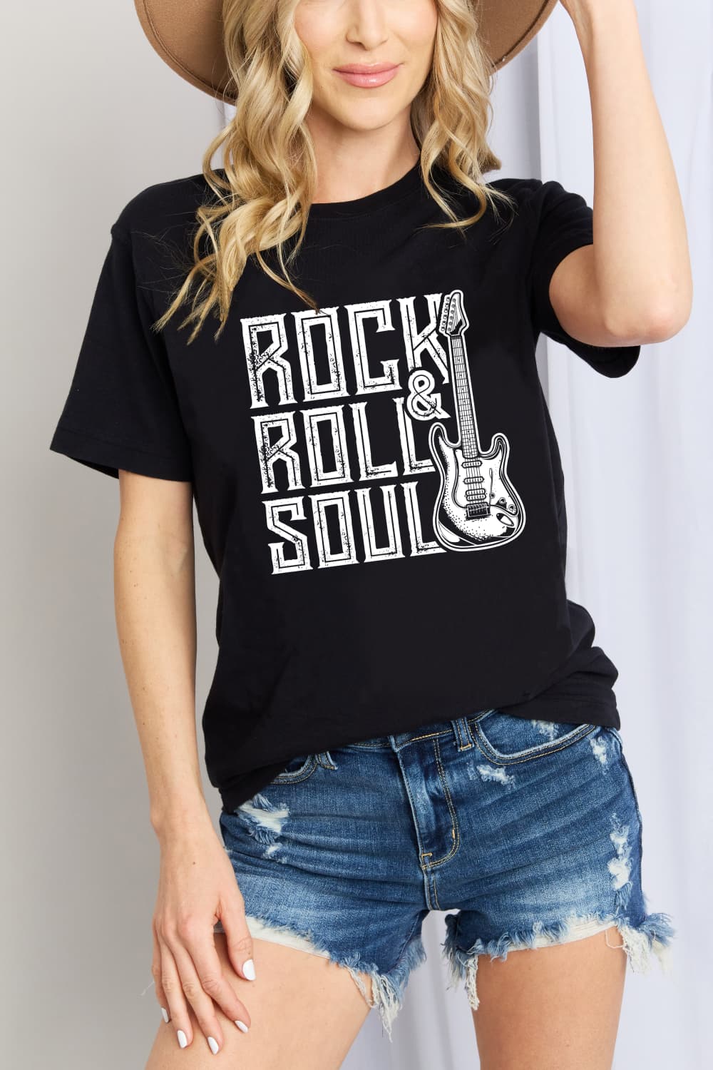 Camiseta gráfica de algodón Simply Love ROCK &amp; ROLL SOUL