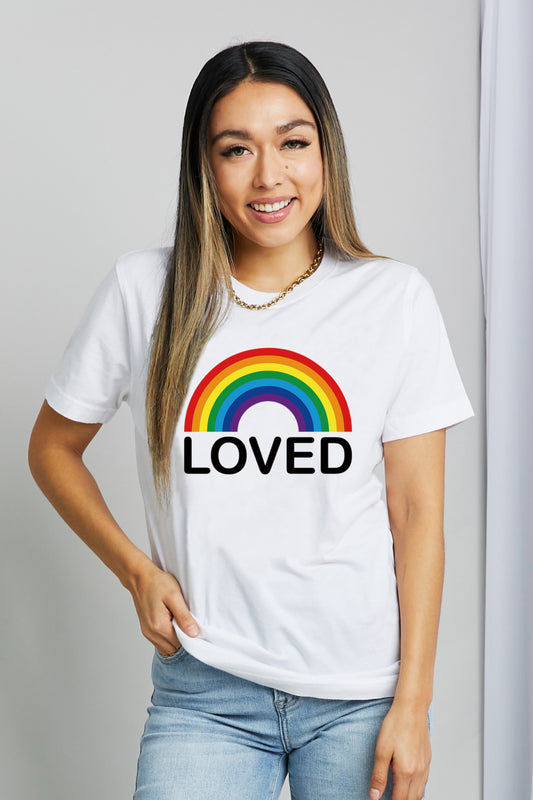 Camiseta estampada de algodón Simply Love LOVED